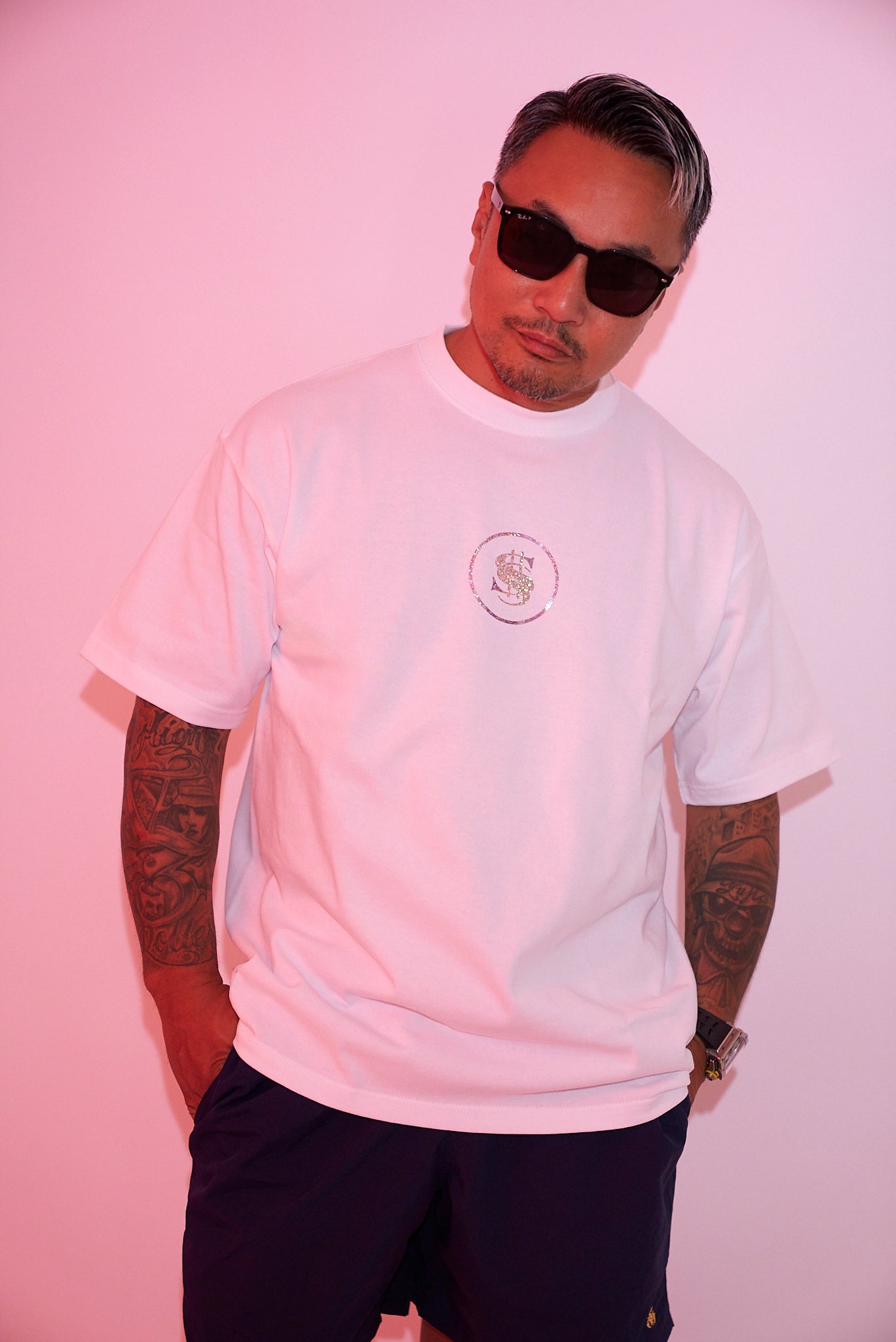 STREET SMART LOGO GLITTER TEE