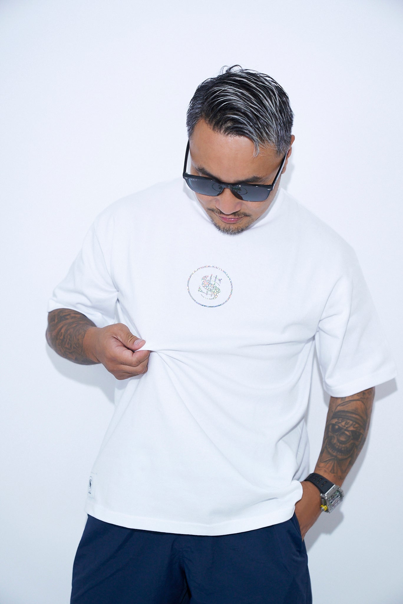 STREET SMART LOGO GLITTER TEE