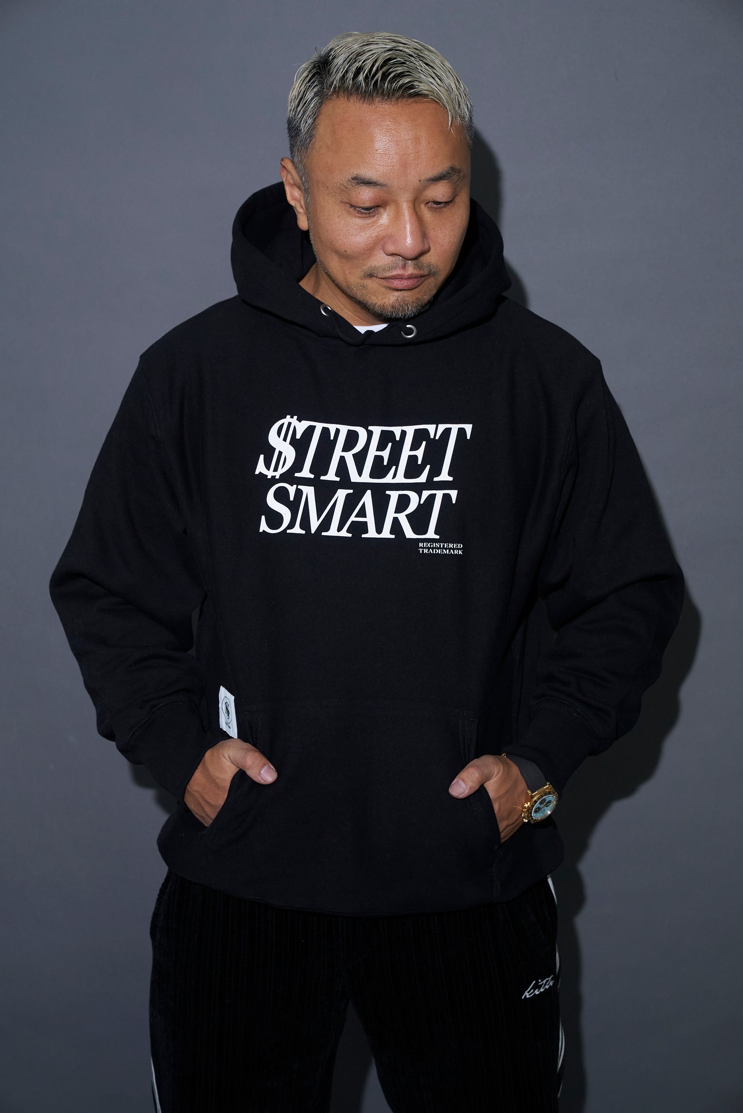 CLASSIC LOGO HOODIE